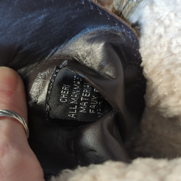 Brown Heel Boots w/ Faux fur lining size 8.5 - Picture 6 of 7